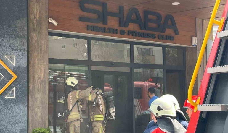 Üsküdar’da spor salonunda yangın paniği: 1 kişi dumandan etkilendi