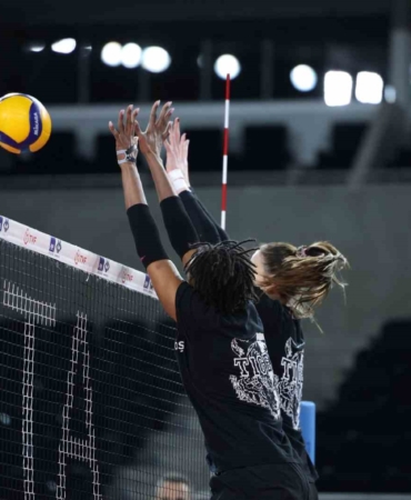 Eczacıbaşı Dynavit, Kupa Voley’de final hedefliyor