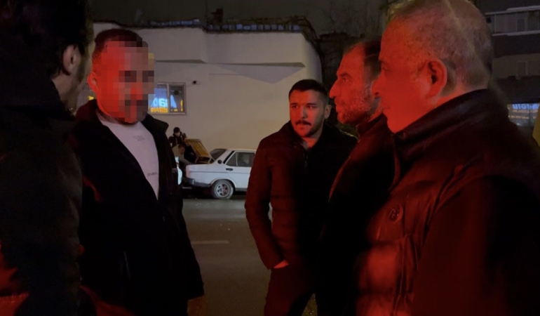 Alkollü sürücü ortalığı karıştırdı: Vatandaşı polis sandı, araç sahiplerini teselli etti