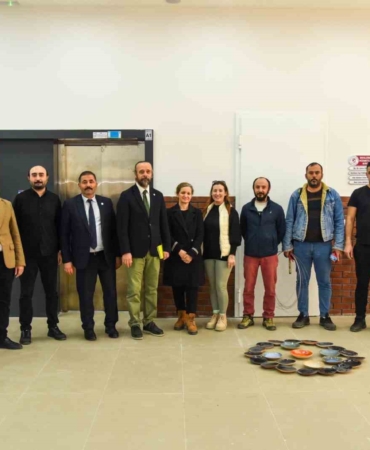 BŞEÜ yemekhanesine sanatsal dokunuş