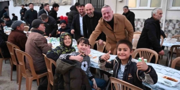 Başkan Karabatı sokak iftarında vatandaşlarla buluştu