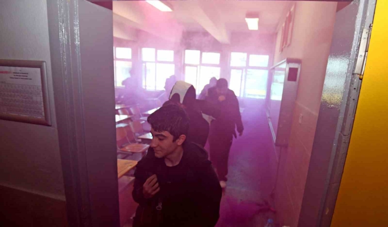 Osmangazi’de gerçeğini aratmayan yangın tatbikatı