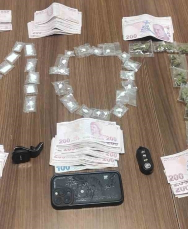 Sancaktepe polisi mıknatıslı gizli bölmede uyuşturucu ele geçirdi