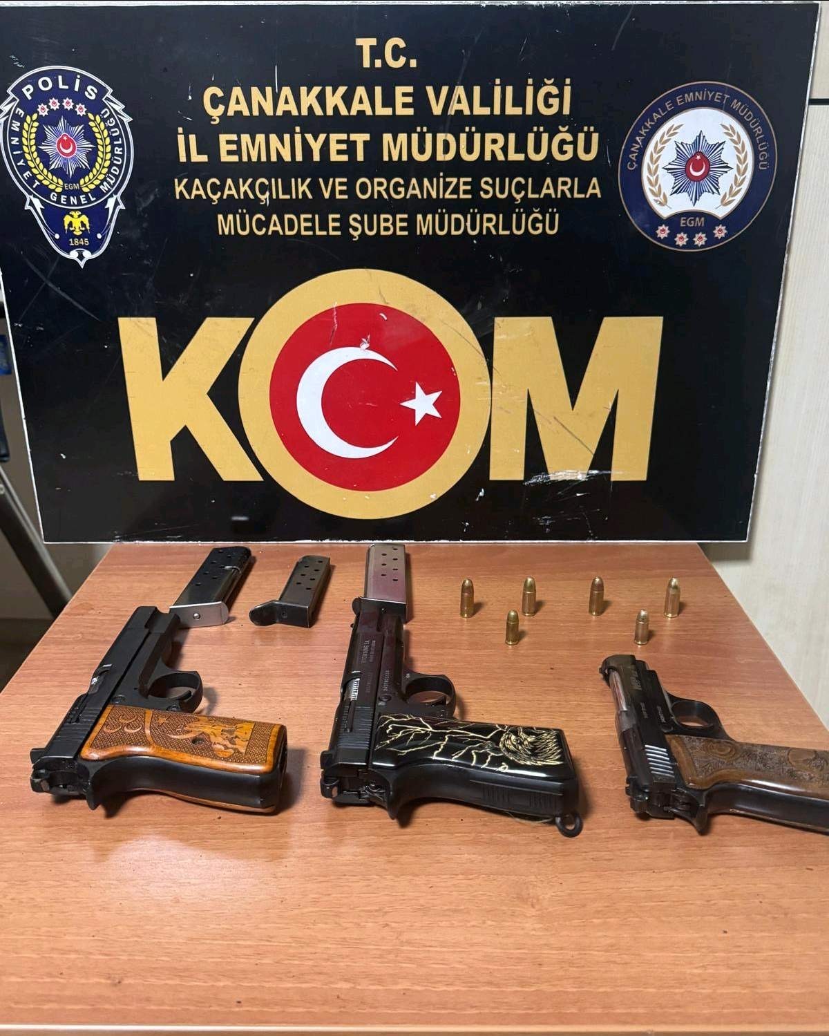 Çanakkale’de huzur uygulamalarında uyuşturucu ve göçmen kaçakçılığından 6 şüpheli tutuklandı