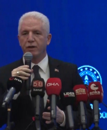 İstanbul Valisi Gül’den lise öğrencilerine burs müjdesi