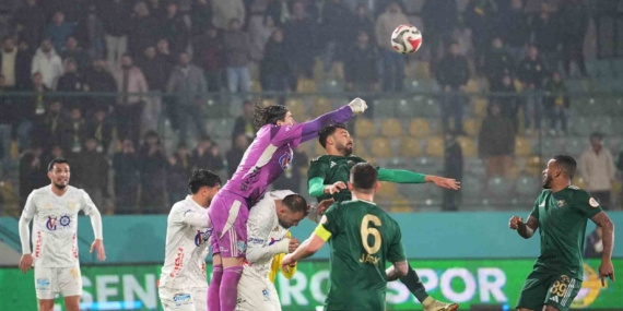 Trendyol 1. Lig: Esenler Erokspor: 0 - Erzurumspor FK: 2