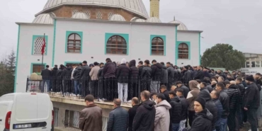 Bursa’daki feci kazada hayatını kaybeden genç son yolculuğuna uğurlandı