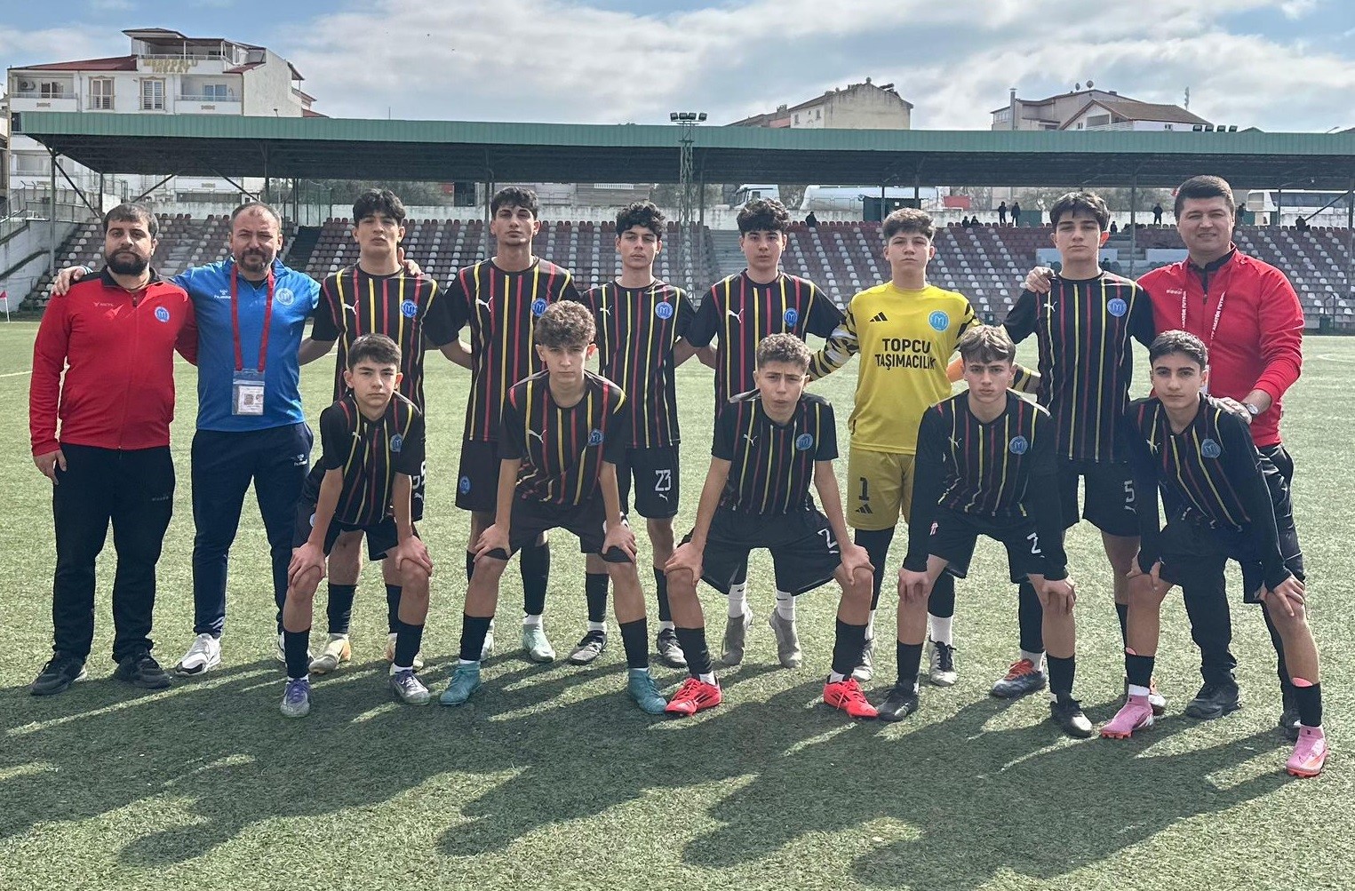 Zorlu maçın kazananı 1299 Bilecik Kulübü oldu