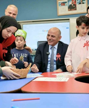 Başkan Söğüt: "Farklılıklarımızla güçlüyüz, sevgiyle biriz"