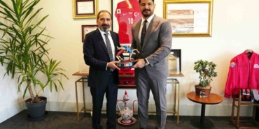 Taha Akgül’den, TFF Başkan Vekili Mecnun Otyakmaz’a ziyaret