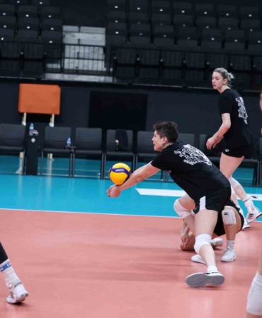 Eczacıbaşı Dynavit, play-off 3-4 etabı ilk maçına hazır