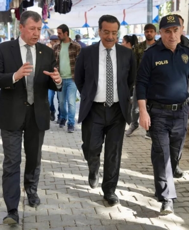 Kaymakam Atilla, pazar esnafını ziyaret etti