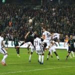 Trendyol Süper Lig: Kocaelispor: 0 - Başakşehir: 0 (Maç devam ediyor)