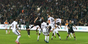 Trendyol Süper Lig: Kocaelispor: 0 - Başakşehir: 0 (Maç devam ediyor)