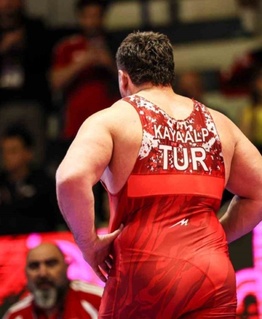 Avrupa Güreş Şampiyonası’nda 3 yarı final