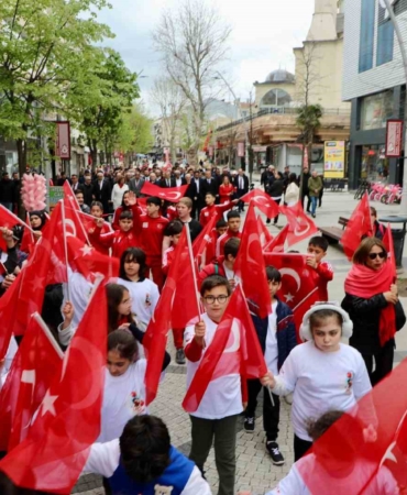 Büyükçekmece’de 23 Nisan gurur ve coşkuyla kutlandı