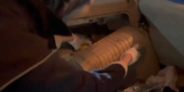 İstanbul’dan Samsun’a uyuşturucu taşıyan şüpheliler Sakarya’da yakalandı