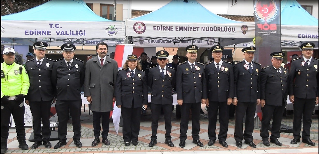 Edirne’de polis teşkilatı nostaljik sergisi ilgi gördü