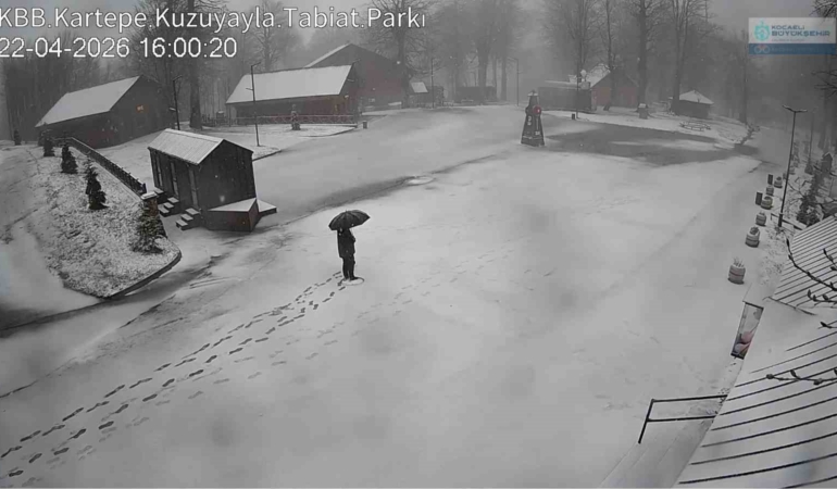 Kocaeli’de bahar ayında kar sürprizi