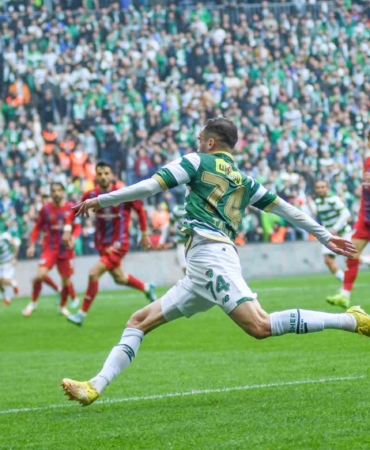 Nesine 2. Lig: Bursaspor: 2 - Mardin 1969 Spor: 0