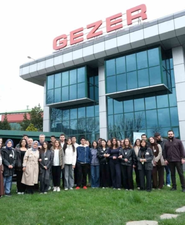 İstanbul Üniversitesi-Cerrahpaşa Teknik Bilimler MYO öğrencilerinden sektörel çıkarma