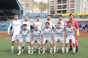 Söğütspor kendi evinde fırsatı kaçırdı