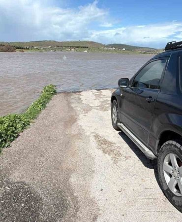 Ayvalık‘ta yağış hayatı olumsuz etkiledi