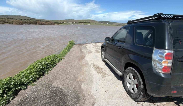 Ayvalık‘ta yağış hayatı olumsuz etkiledi