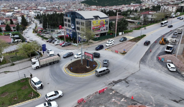Darıca trafiğini rahatlatacak adım: Tuzla-Battalgazi kesişiminde kavşak çalışması başladı