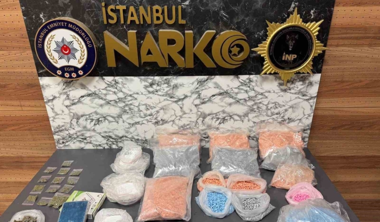 Maltepe’de uyuşturucu operasyonu: On binlerce hap ve kokain ele geçirildi