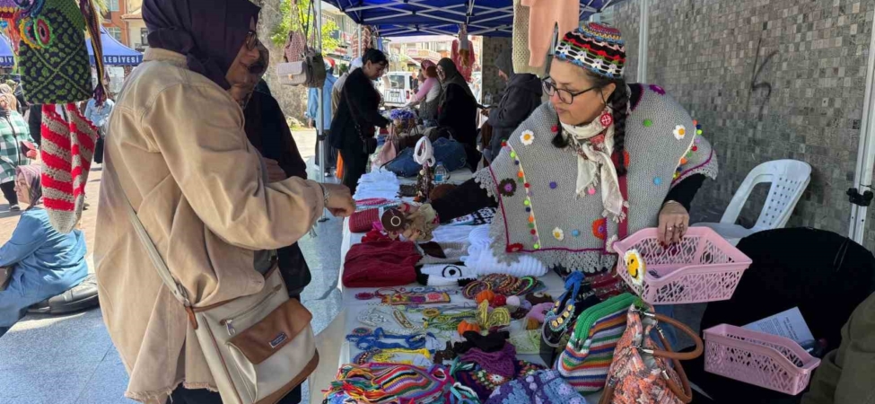 Gölcük’te el emeği ürünler şölende sergileniyor