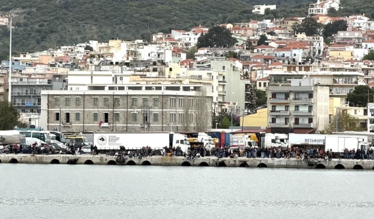 Midilli gümrüğü çarşamba gününe kadar kapalı