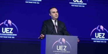 Bakan Kacır: "Türkiye başka hiçbir ülkenin başaramadığı bir ihracat kabiliyeti seviyesine erişti"