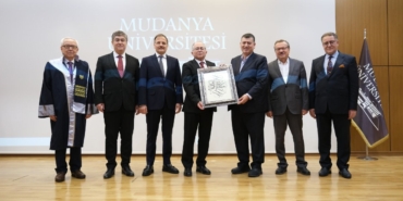 Mudanya Üniversitesi’nde yeni rektör Prof. Dr. Ahmet Kesik oldu