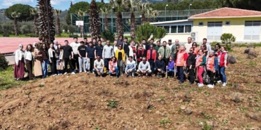 Edremit’te toprağa değer katan dokunuş