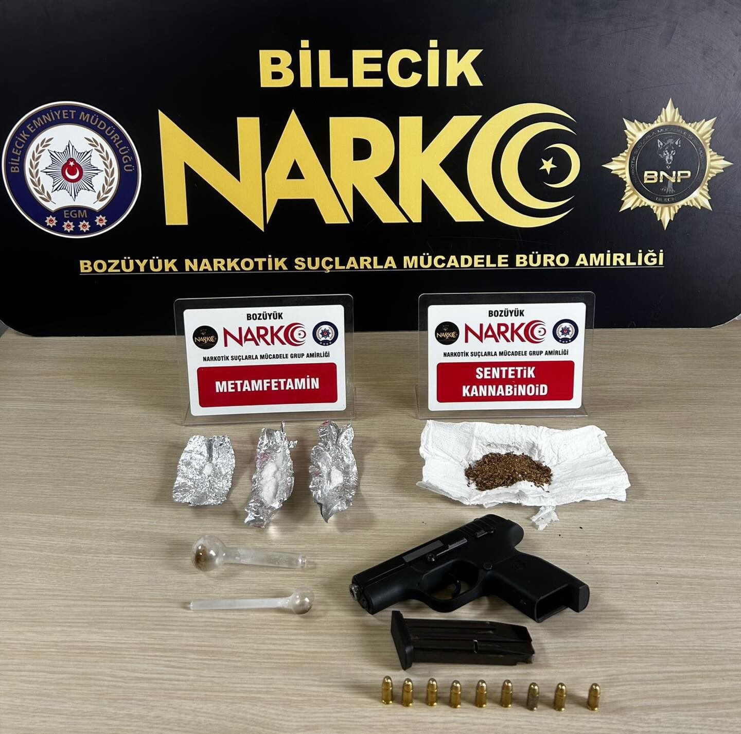 Bilecik’te uyuşturucu madde ve silah ele geçirildi