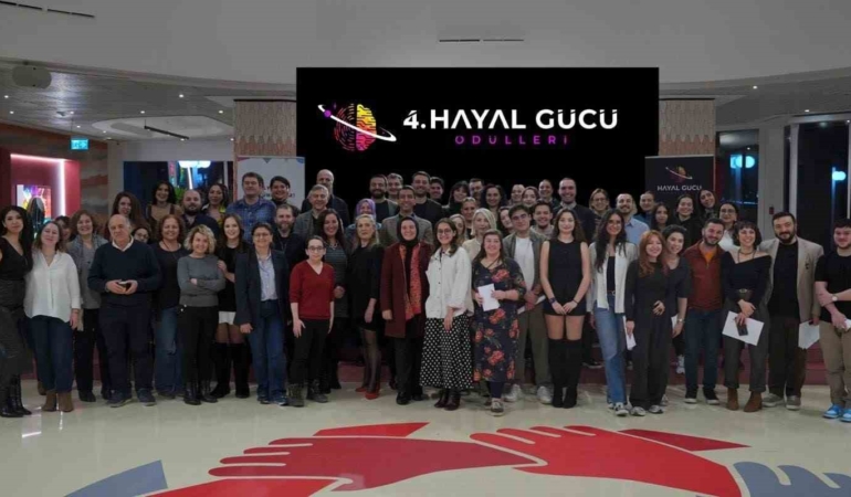 Hayallerinin peşinden gittiler