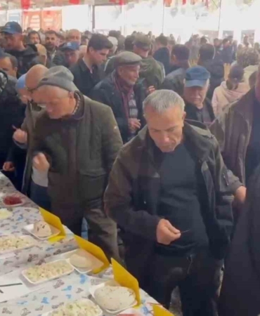 Halk jüri oldu, en iyi keçi peynirini vatandaş seçti