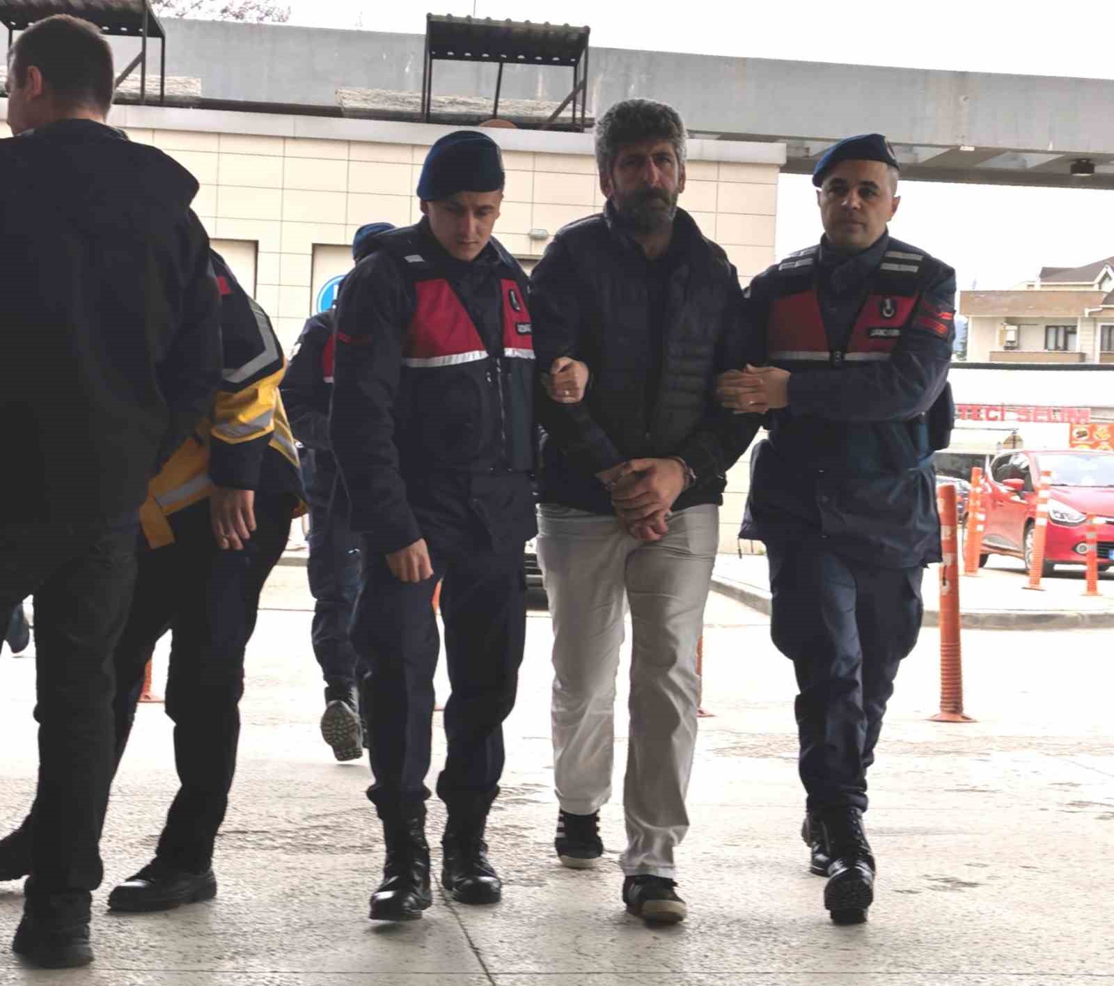 Bursa’da hırsızlık suçundan 8 yıl hapis cezası bulunan şahıs yakalandı