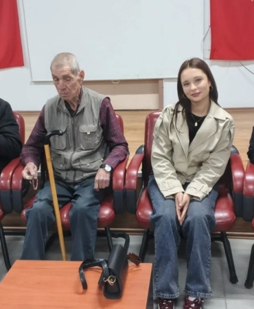 Bilecik’te öğrencilerden huzurevine anlamlı buluşma