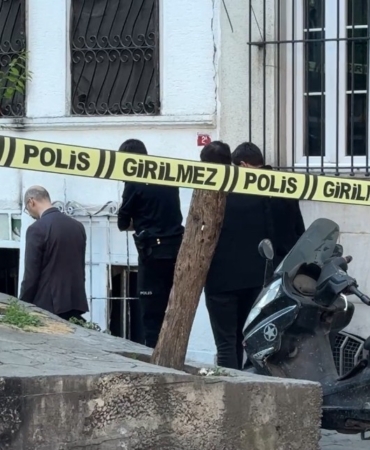 Beyoğlu’nda bir kişi apartman dairesinde ölü bulundu