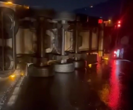 D-650’de zincirleme kaza: Kilometrelerce araç kuyruğu oluştu