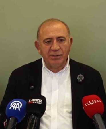 CHP’li Gürsel Tekin: "Seçim Kurulu’na soruyorum; bu mühür, karar defteri kimde. Bizde"