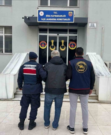 Çanakkale’de çeşitli suçlardan aranan 14 kişi tutuklandı