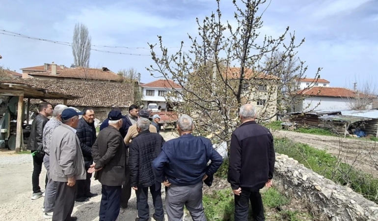 Bilecik’te gübreleme ve budama eğitimi gerçekleştirildi