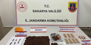 Sakarya’da jandarmadan zehir tacirlerine geçit yok: 2 tutuklama