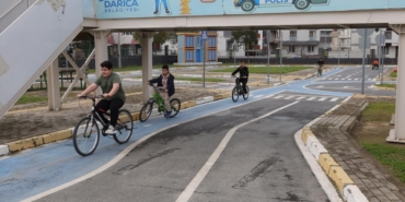 Darıca’da öğrenciler trafik kurallarını uygulamalı öğreniyor