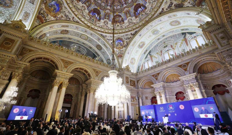 Cumhurbaşkanı Erdoğan: "Diplomasi ve müzakerenin yerini füze ve bombaların aldığı böyle bir ortamda kimse güvende değildir"