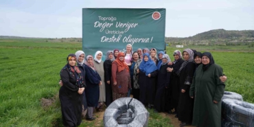 Yeniköylü çiftçilere sulama borusu dağıtıldı