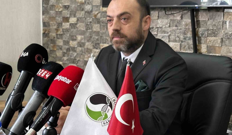 Enes Zengin: "Biz bir enkaz aldık"